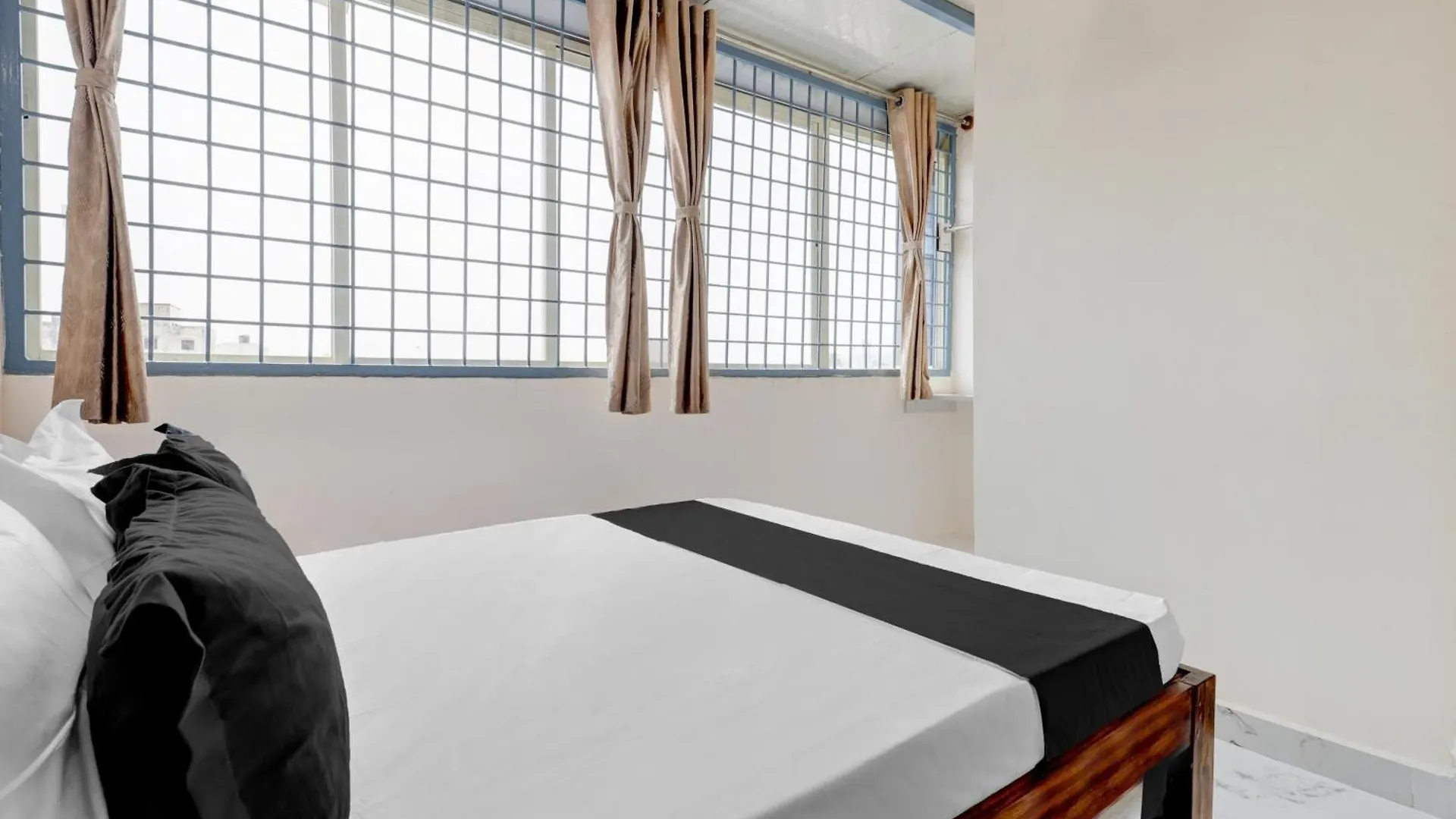 ***  Hotel O Nandi Grand In Mysore India