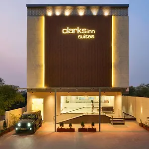 Clarks Near Tajmahal 4* Agra (Uttar Pradesh)